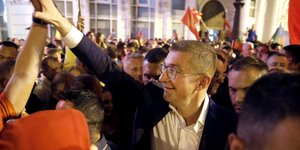 Ο αρχηγός του VMRO-DPMNE και μεγάλος νικητής των εκλογών στη Β. Μακεδονία, Χρίστιαν Μίτσκοσκι 
