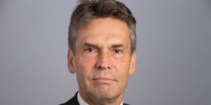 O Ντικ Σουφ, πρώην επικεφαλής των μυστικών υπηρεσιών της Ολλανδίας και εν αναμονή πρωθυπουργός