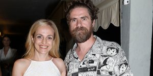 Το έγγραφο της λύσης του γάμου τους κρατούν, πλέον, στα χέρια τους ο Δημήτρης Λάλος και η Έλενα Μαυρίδου