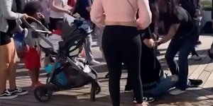 Συμπλοκή μαμάδων στη Disneyland