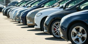 Μεταχειρισμένα αυτοκίνητα 