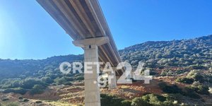 Η γέφυρα από την οποία έπεσε η 17χρονη