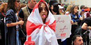 Γεωργία: Μεγάλες διαδηλώσεις για τον νόμο περί «ξένων πρακτόρων»