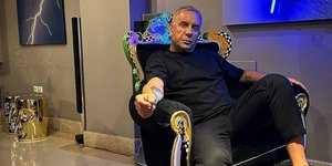 Φίλος του Γιώργου Μαζωνάκη αποκάλυψε ότι ο τραγουδιστής είχε και κατά το παρελθόν προβλήματα με το συγγενικό του πρόσωπο με το οποίο βρίσκεται σε δικαστική διαμάχη