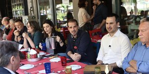 Τραπέζι της Νέας Αριστεράς με Χαρίτση, Σακελλαρίδη