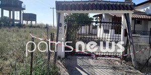 Νεκρή ηλικιωμένη που καταπλακώθηκε από καγκελόπορτα