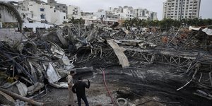 Εικόνες καταστροφής την επομένη της τραγωδίας