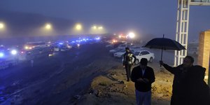 Ομάδες διάσωσης κοντά στον τόπο του ατυχήματος του ελικοπτέρου του Εμπραχίμ Ραΐσι