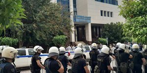 Ελεύθεροι οι κατηγορούμενοι για το ναυάγιο της Πύλου