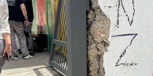 Πόρτα Δημοτικού σχολείου στην Κηφισιά καταπλάκωσε τρεις μαθητές