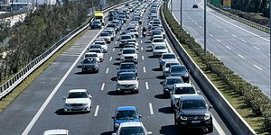 Κινηση στην Αττική Οδό