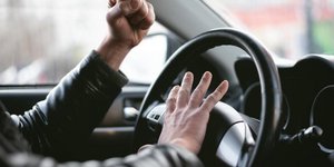 Χρήση κόρνας στο αυτοκίνητο