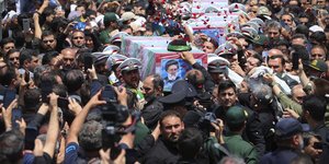 Ο πρόεδρος Ραϊσί θα ταφεί στη Μασχάντ 