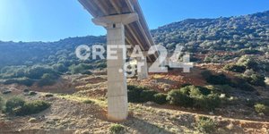 Η γέφυρα απ' όπου έπεσε η 17χρονη μαθήτρια στην Κρήτη