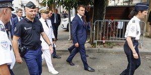 O Γάλλος πρόεδρος Εμανουέλ Μακρόν στη Νουμεά της Νέας Καληδονίας