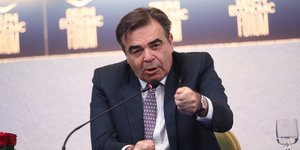 Ο Μαργαρίτης Σχοινάς σε φόρουμ