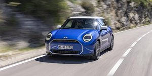 Αποστολή στην Ισπανία - Οδηγούμε το νέο ηλεκτρικό MINI