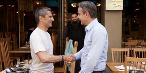 Τυχαία συνάντηση Μητσοτάκη-Λουτσέσκου στη Θεσσαλονίκη
