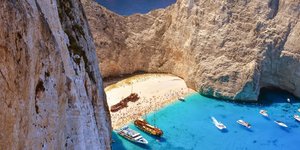 Landslide fears keep icon Greece beach shut