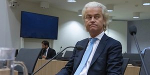 Ο ακροδεξιός Γκερτ Βίλντερς, το κόμμα του οποίου μετέχει στον κυβερνητικό συνασπισμό της Ολλανδίας