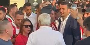 Έφτασαν στην OPAP Arena και αποθεώθηκαν οι «θρύλοι» του Ολυμπιακού