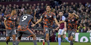 Το μεγάλο διπλό του Ολυμπιακού στο Villa Park