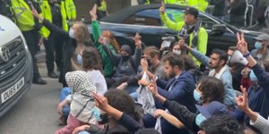 Βρετανία: Φοιτητές του Πανεπιστημίου της Οξφόρδης συνελήφθησαν στη διάρκεια διαμαρτυρίας υπέρ της Παλαιστίνης