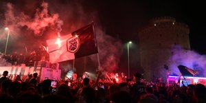 Μετά την Τούμπα, το πάρτι συνεχίστηκε στον Λευκό Πύργο για τους πρωταθλητές