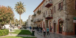 πετροχτιστα σε σοκακι στο Ναυπλιο