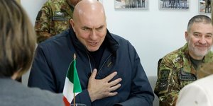Ο υπουργός Άμυνας της Ιταλίας Γκουίντο Κροζέτο