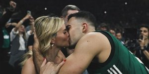 Μαζί στα εύκολα και στα δύσκολα ο Κώστας Σλούκας και η Μαρία Δαρσινού / Φωτογραφία: Instagram