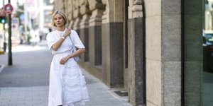 11 midi φούστες που μπορείτε να φοράτε από το πρωί έως το βράδυ -Elegant και αέρινες