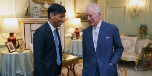 Ρίσι Σούνακ και βασιλιάς Κάρολος