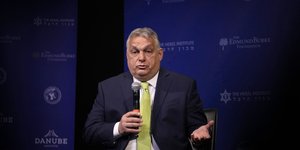 Ο Βίκτορ Ορμπαν σε ομιλία του