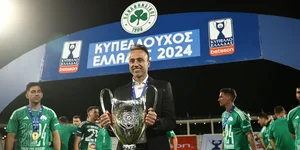Ο Χρήστος Κόντης ως Κυπελλούχος Ελλάδος με τον Παναθηναϊκό