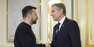 Άντονι Μπλίνκεν ζελενσι χειραψία
