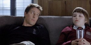 Ο Χιου Γκραντ στην ταινία «About a boy»