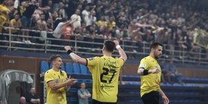 ΑΕΚ-Ολυμπιακός, τελικοί Χάντμπολ