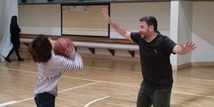 Η φωτογραφία του Νίκου Ανδρουλάκη με τον γιο του