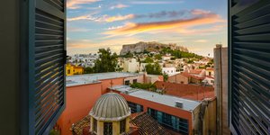 Golden visa interest surges, foreigners eying Greek properties