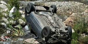 Το αυτοκίνητο που έπεσε από τη γέφυρα