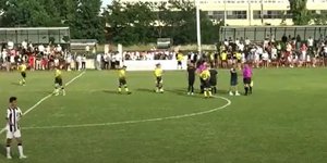 Οι έντονες διαμαρτυρίες στον διαιτητή