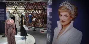 Φορέματα της πριγκίπισσας Νταϊάνα