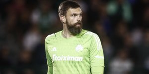 Ο Ντραγκόφσκι με τη φανέλα του Παναθηναϊκού