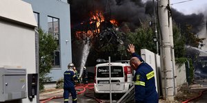 Φωτιά στο εργοστάσιο Pal στη Κηφισιά