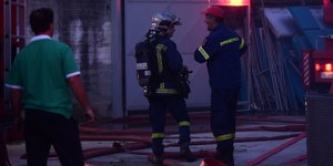 Φωτιά σε χώρο αποθήκευσης στον Βοτανικό