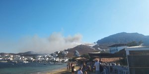 Φωτιά στη Σέριφο