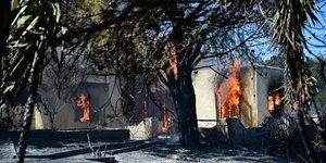 Φωτιά στην Κερατέα