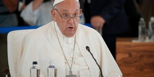 Ο πάπας Φραγκίσκος στη σύνοδο της G7