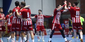 Τελικοί Χάντμπολ, Ολυμπιακός-ΑΕΚ